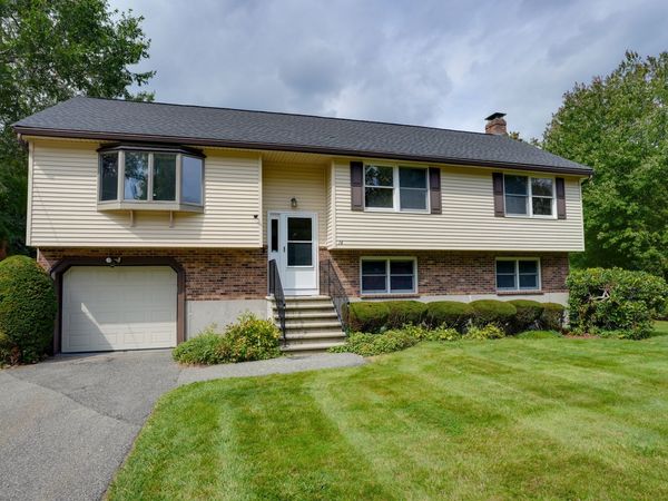 14 Fred St, Burlington, MA 01803