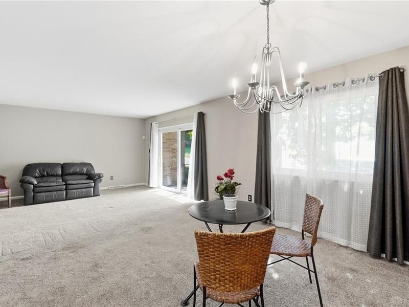 3205 Southdale Drive, Unit 2, Kettering, OH 45409 Photo 12
