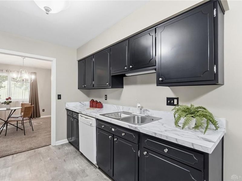 3205 Southdale Drive, Unit 2, Kettering, OH 45409 Photo 17