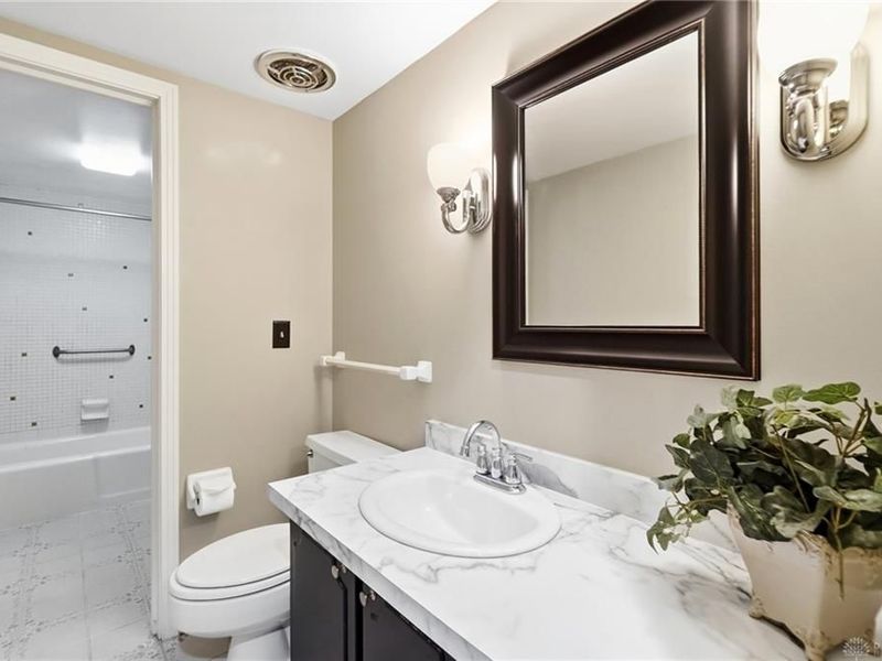 3205 Southdale Drive, Unit 2, Kettering, OH 45409 Photo 26
