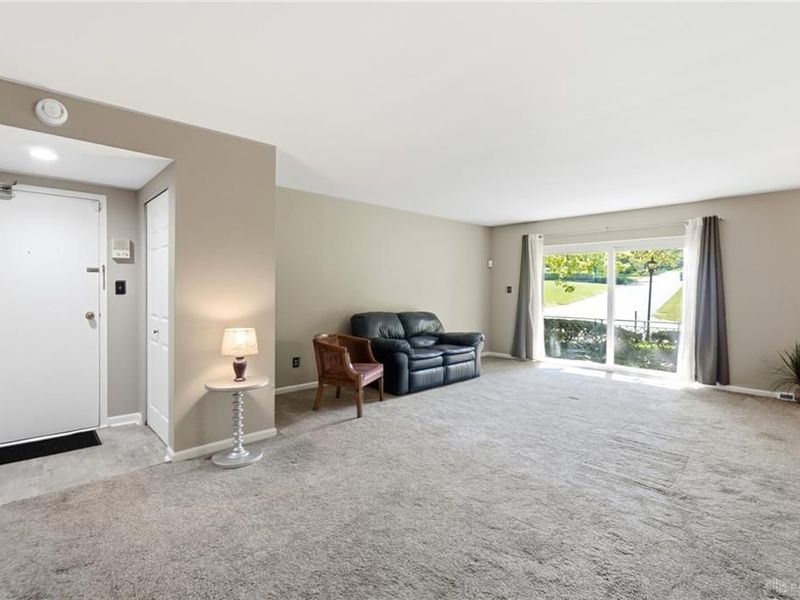 3205 Southdale Drive, Unit 2, Kettering, OH 45409 Photo 6