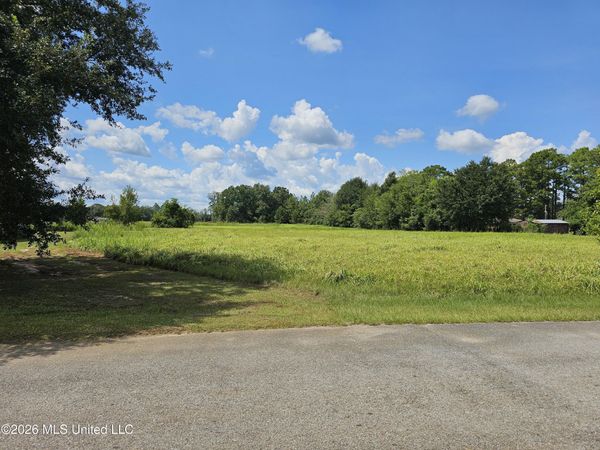 Maci Lane, Lucedale, MS 39452