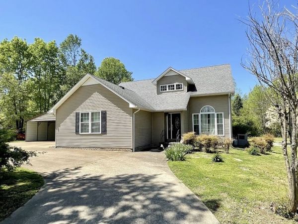 2471 Brandi Ln , Lawrenceburg, TN 38464