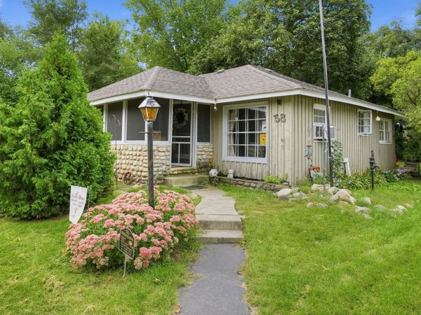 58 Woodbine Drive , Crystal Lake, IL 60014