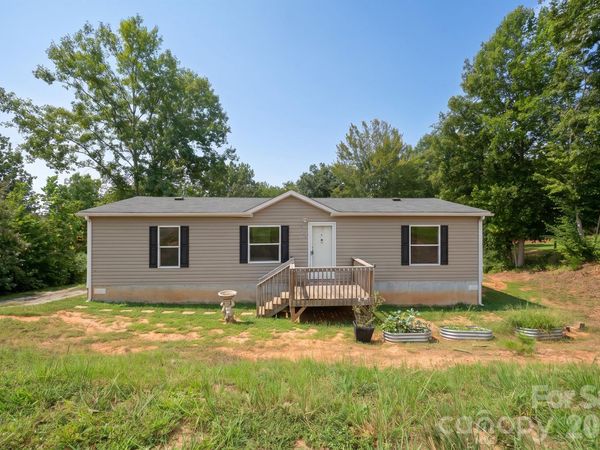 2913 Conner Circle , Morganton, NC 28645