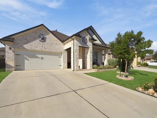 2405 Gabriels Horn RD, Leander, TX 78641