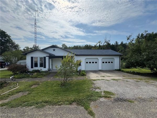 26081 Rock Street, Coolville, OH 45723