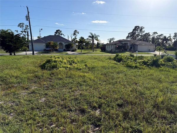 81 PINE VALLEY CT , ROTONDA WEST, FL 33947
