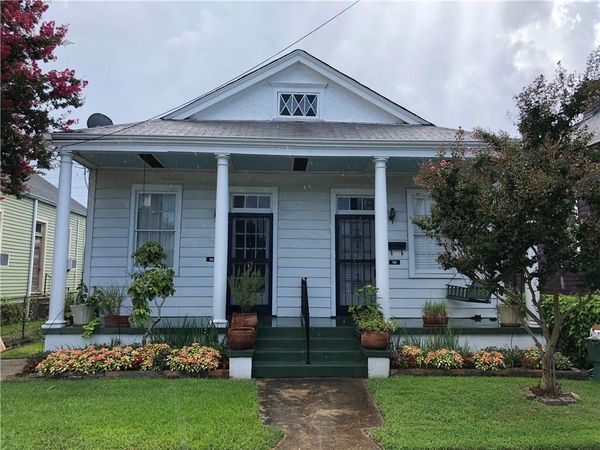 306 LAVOISIER Street , Gretna, LA 70053