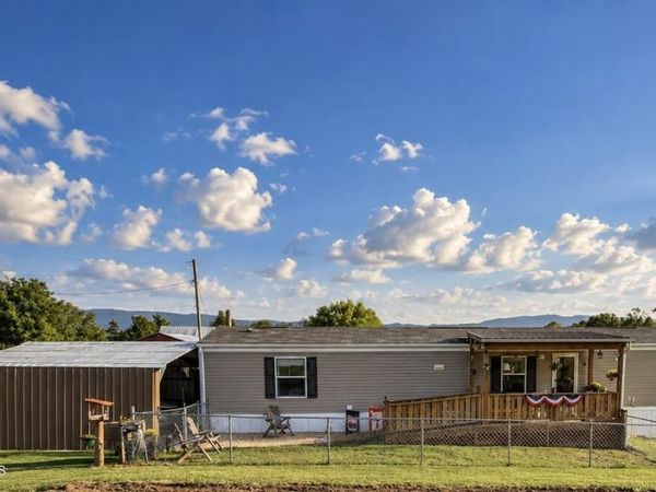 329 Carr Rd, Seymour, TN 37865