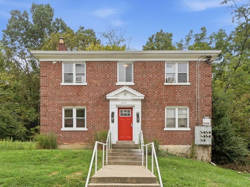3065 Bracken Woods Lane, Cincinnati, OH 45211 Photo 1