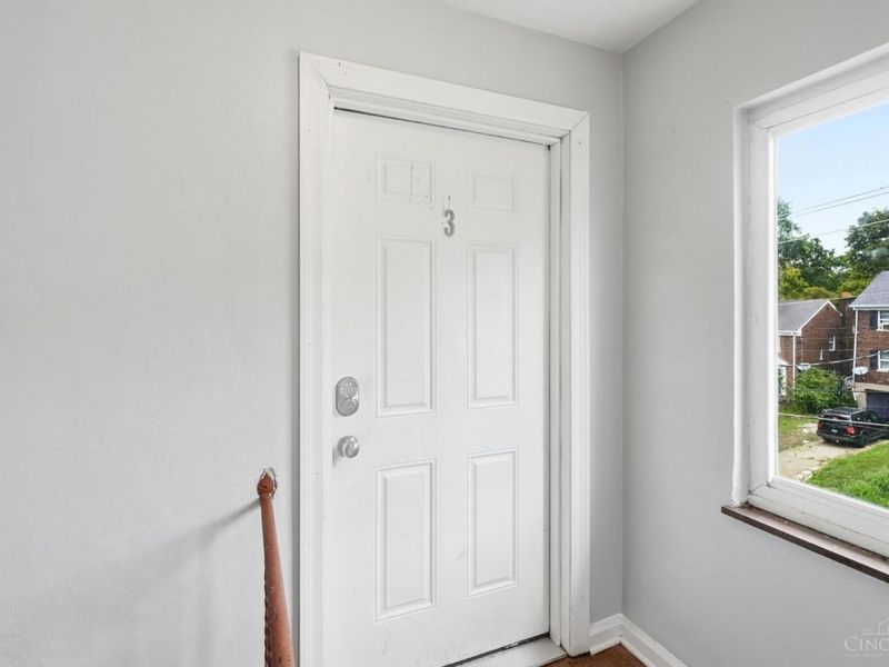 3065 Bracken Woods Lane, Cincinnati, OH 45211 Photo 25