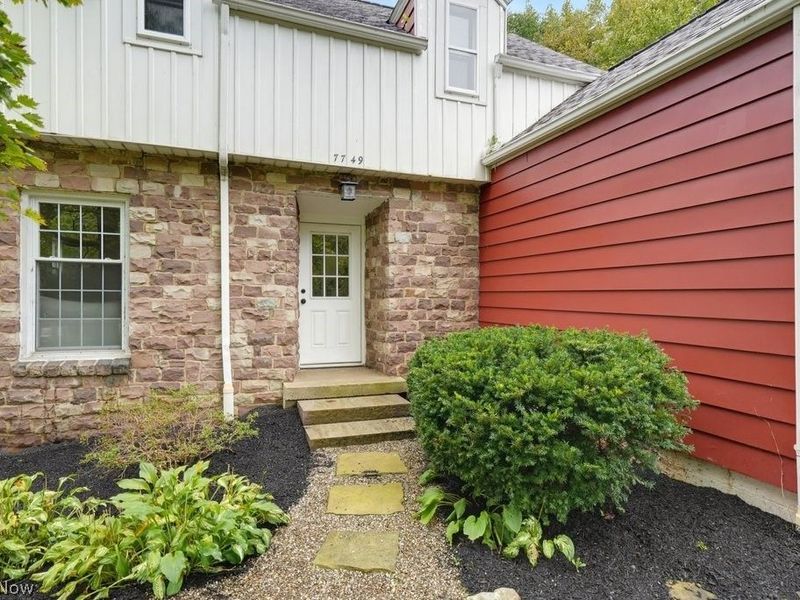 7749 State Route 43, Kent, OH 44240 Photo 6