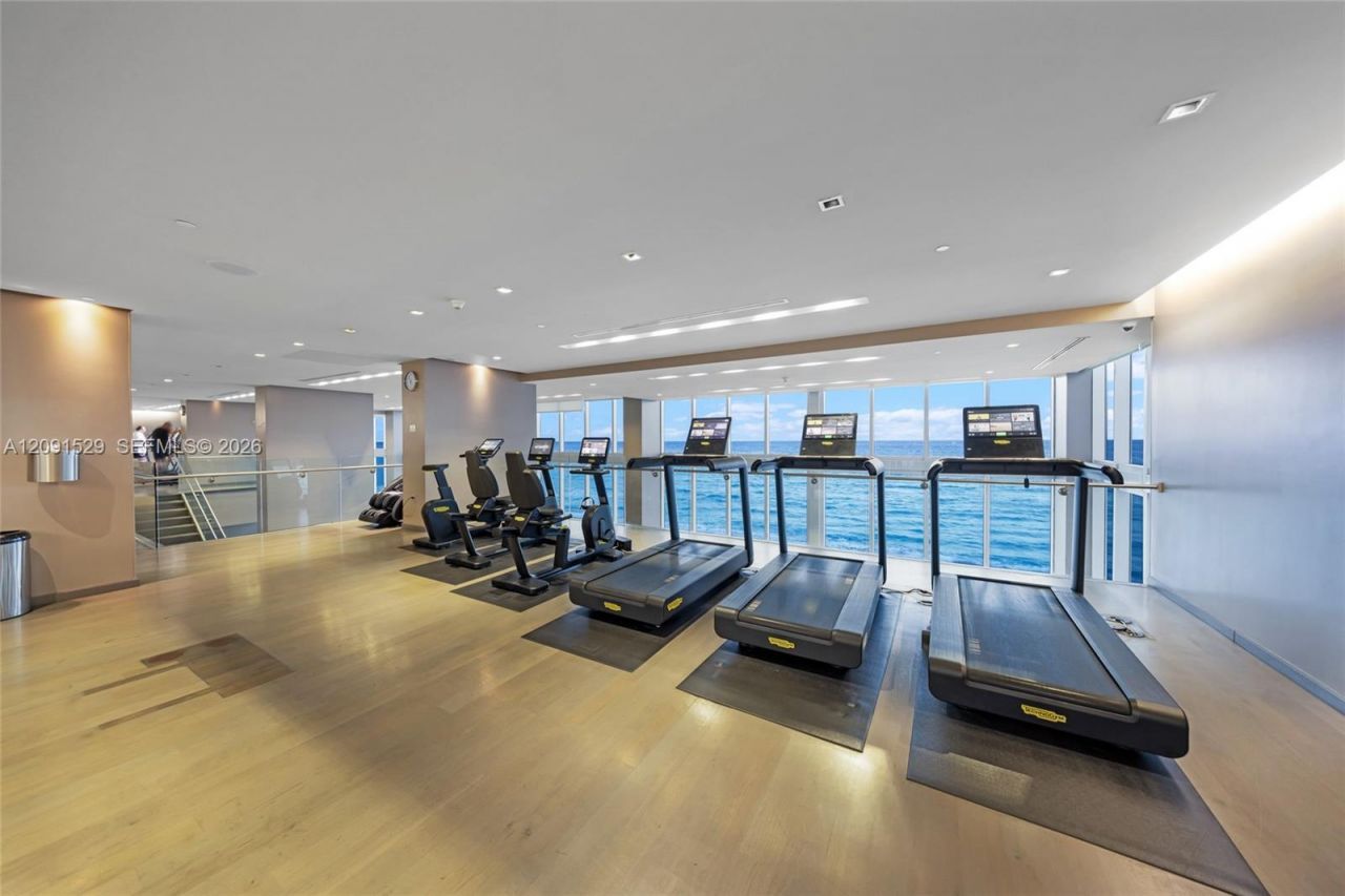 1800 S Ocean Dr, Unit 3607, Hallandale Beach, FL 33009 Photo