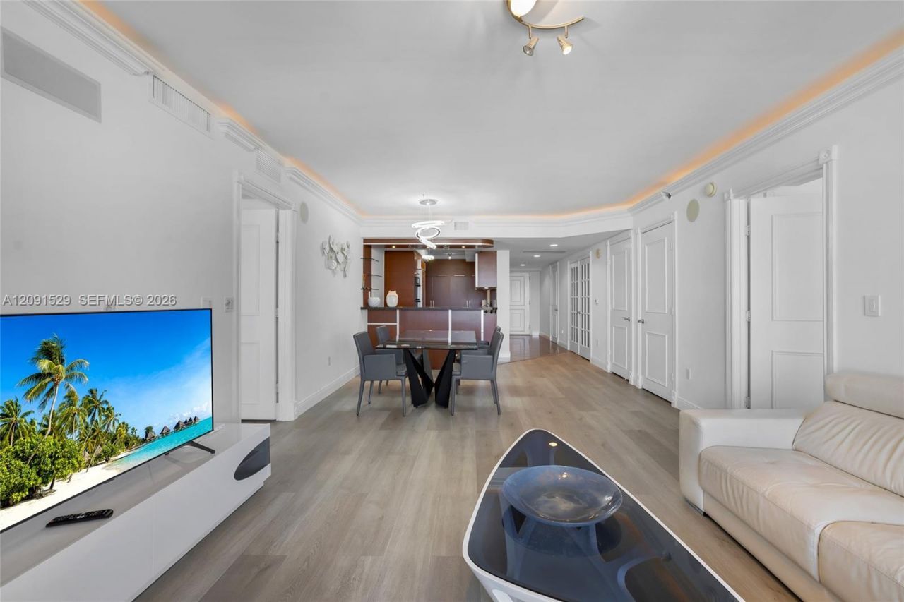 1800 S Ocean Dr, Unit 3607, Hallandale Beach, FL 33009 Photo