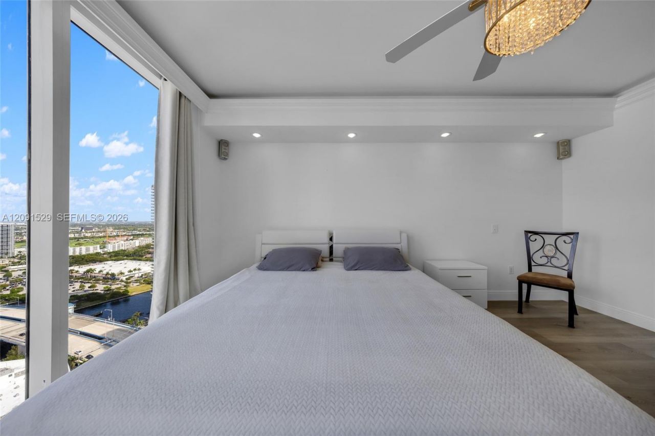 1800 S Ocean Dr, Unit 3607, Hallandale Beach, FL 33009 Photo