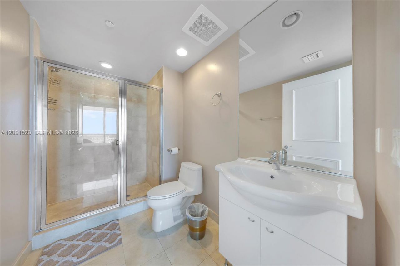 1800 S Ocean Dr, Unit 3607, Hallandale Beach, FL 33009 Photo