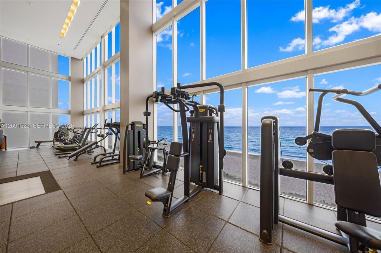 1800 S Ocean Dr, Unit 3607, Hallandale Beach, FL 33009 Photo