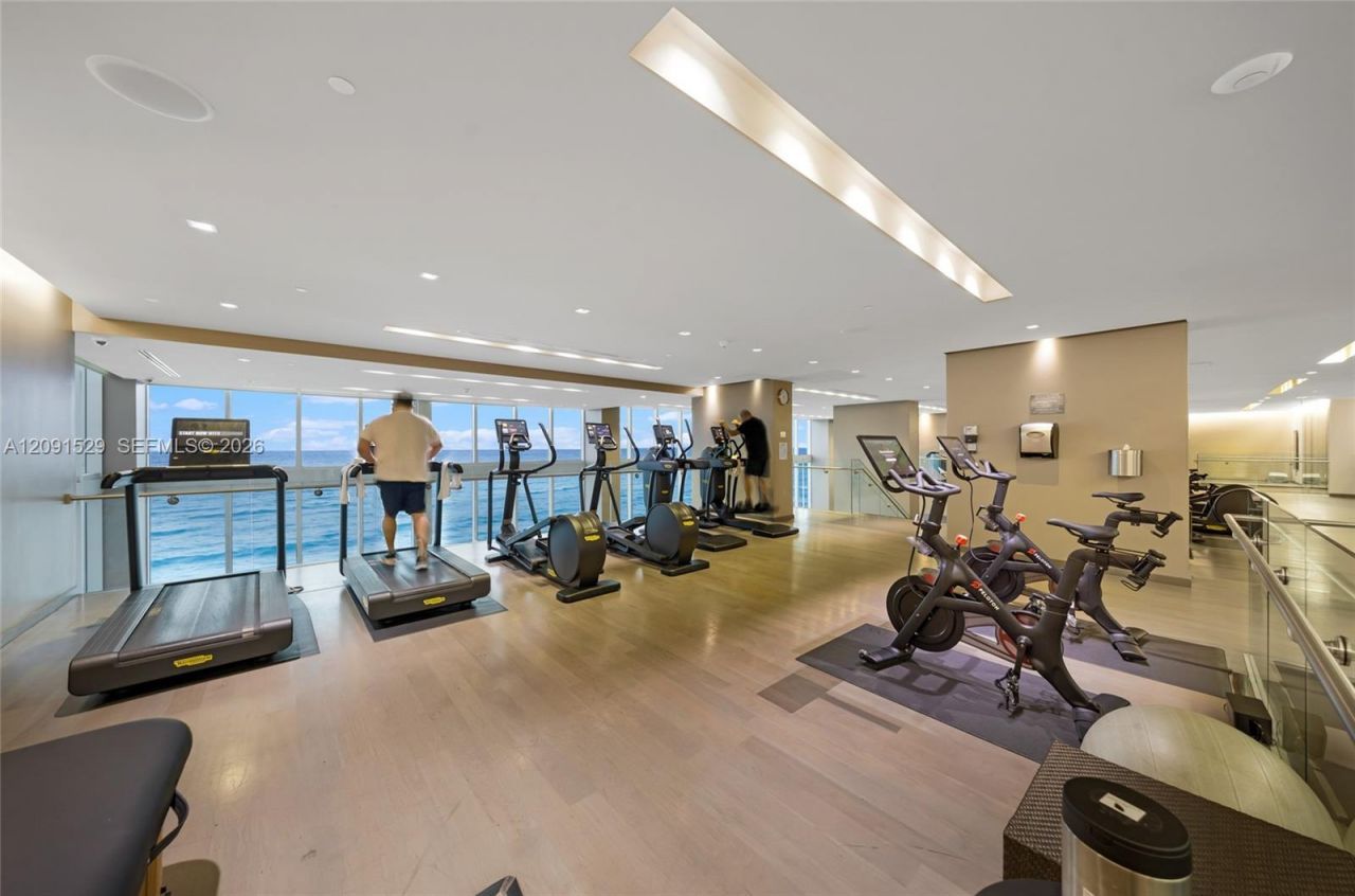 1800 S Ocean Dr, Unit 3607, Hallandale Beach, FL 33009 Photo