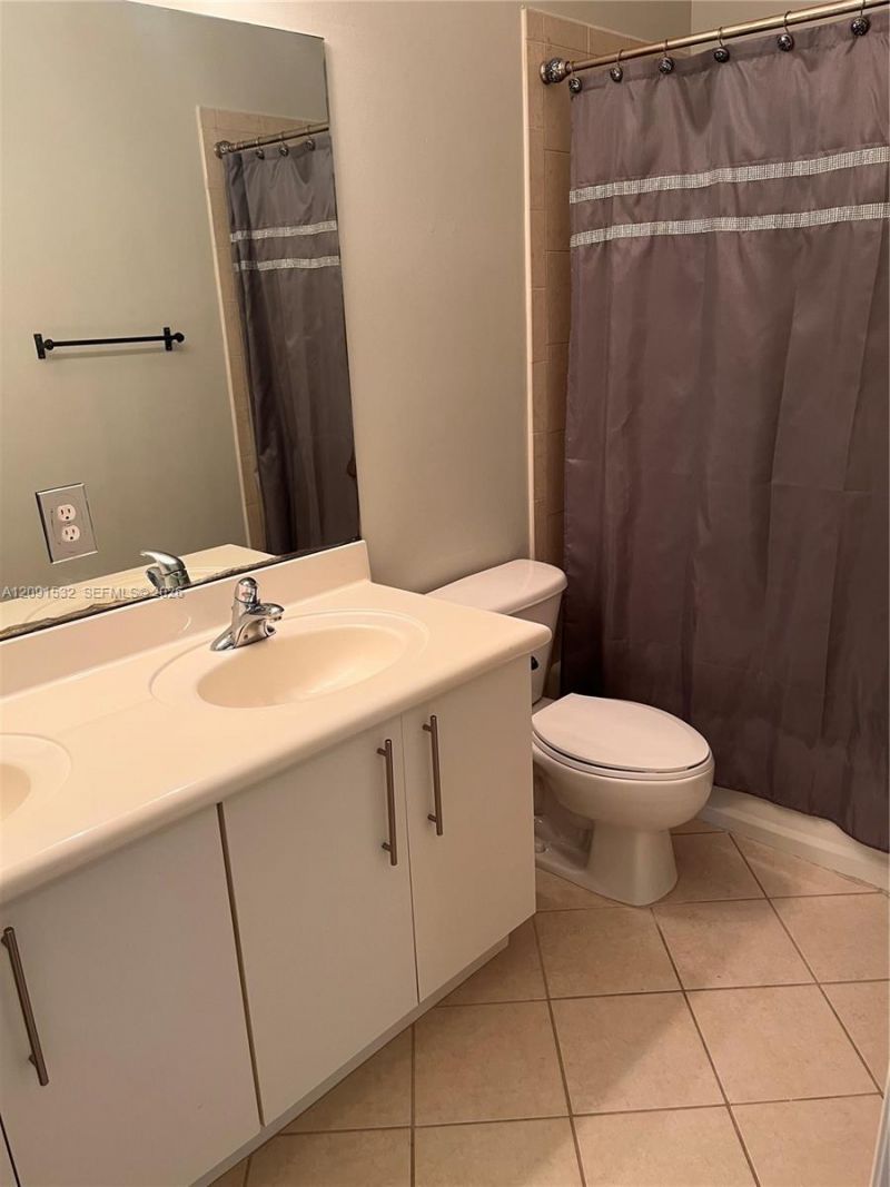 15257 SW 8th Way, Miami, FL 33194 Photo