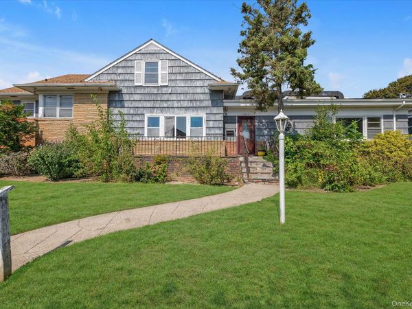 305 E Olive Street , Long Beach, NY 11561