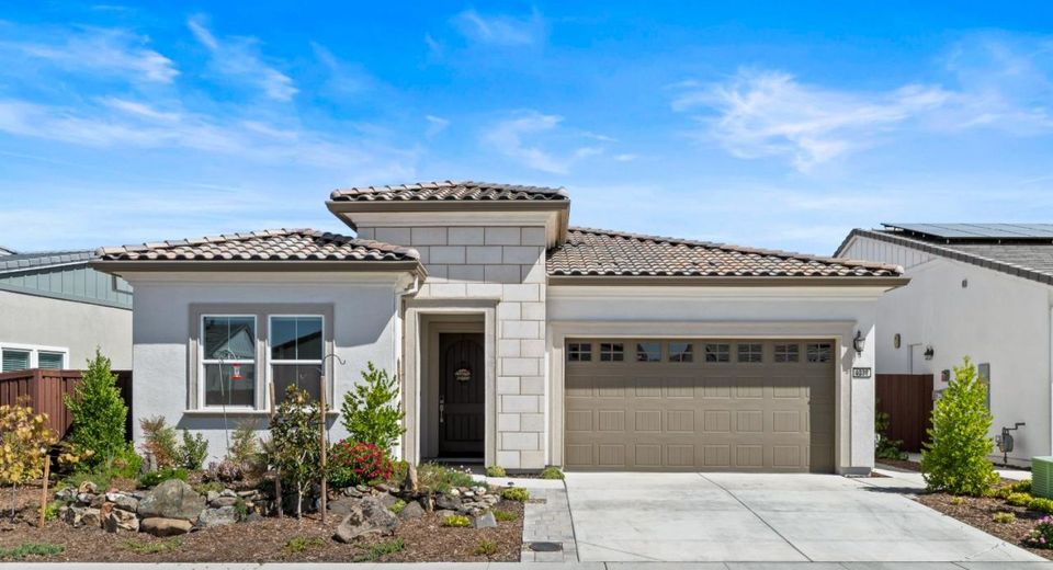 4038 Sunny Oaks Dr, Folsom, CA 95630 Photo