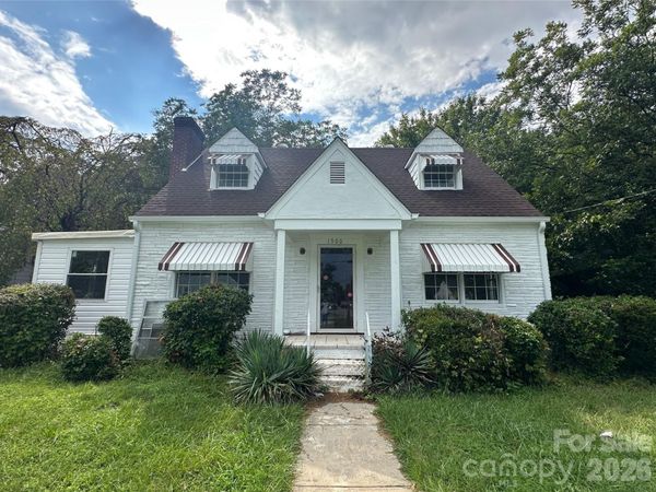 1900 Peachtree Street , Winston Salem, NC 27107