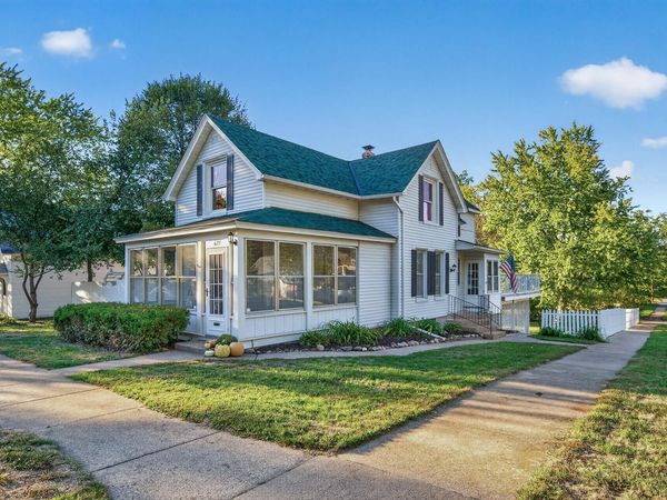 627 Locust Street, Hudson, WI 54016