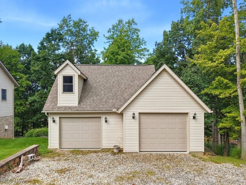 10 Cayuga Trail, Malvern, OH 44644 Photo 3