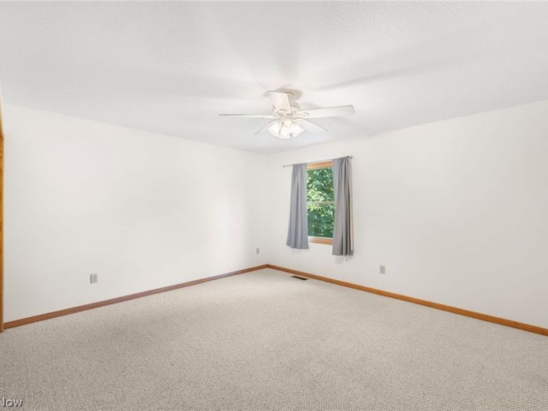 10 Cayuga Trail, Malvern, OH 44644 Photo 33