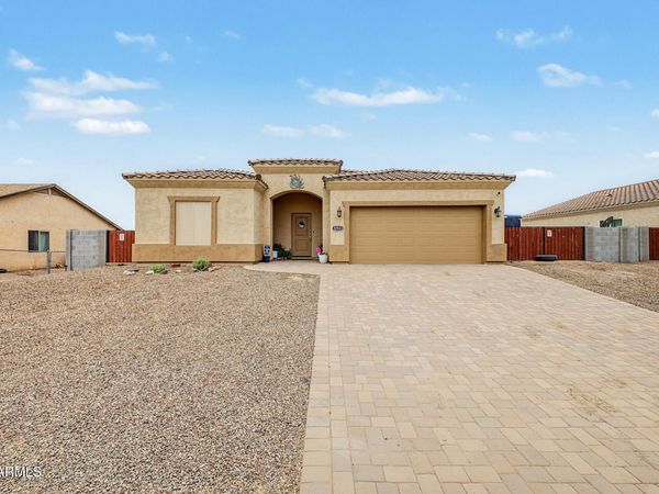 12533 W CABRILLO Drive, Arizona City, AZ 85123