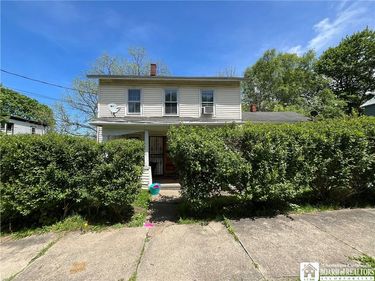 31 Hazzard Street , Jamestown, NY 14701