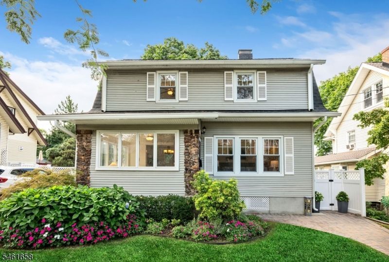 126 Sylvan Ave, Leonia, NJ 07605 Main Photo