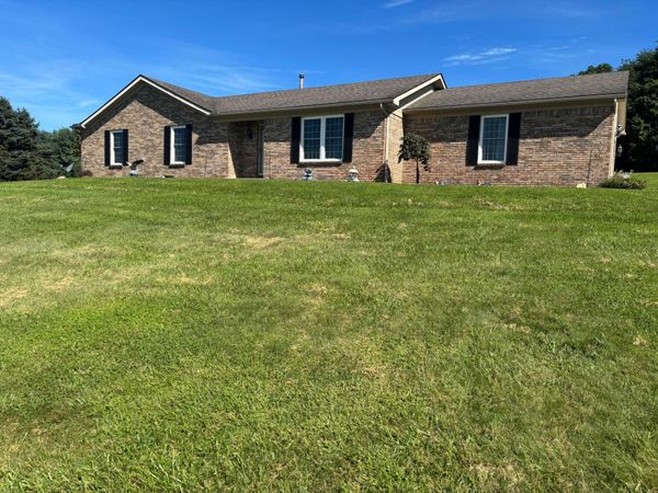 21181 Sycamore Road , Mount Vernon, OH 43050