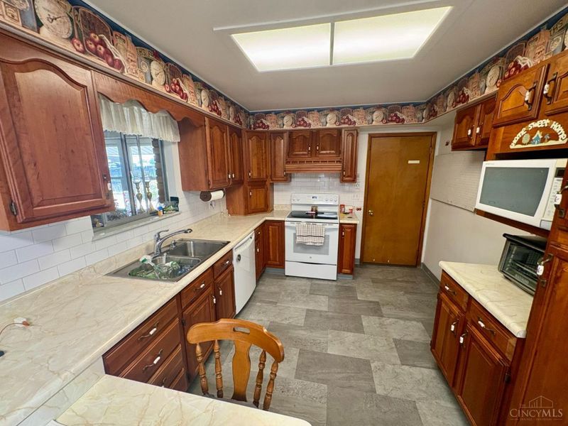 1420 Nilles Road, Fairfield, OH 45014 Photo 6