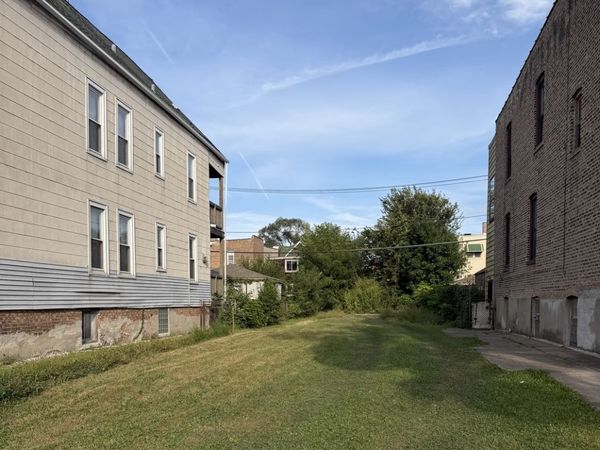 7019 S CARPENTER Street , Chicago, IL 60621