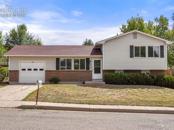 6926 Millbrook Circle, Colorado Springs, CO 80817