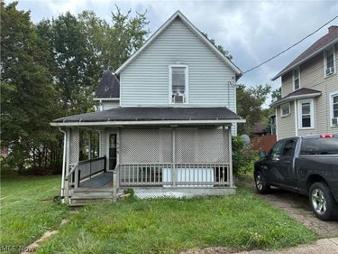 1608 Glendale Place NE, Canton, OH 44705