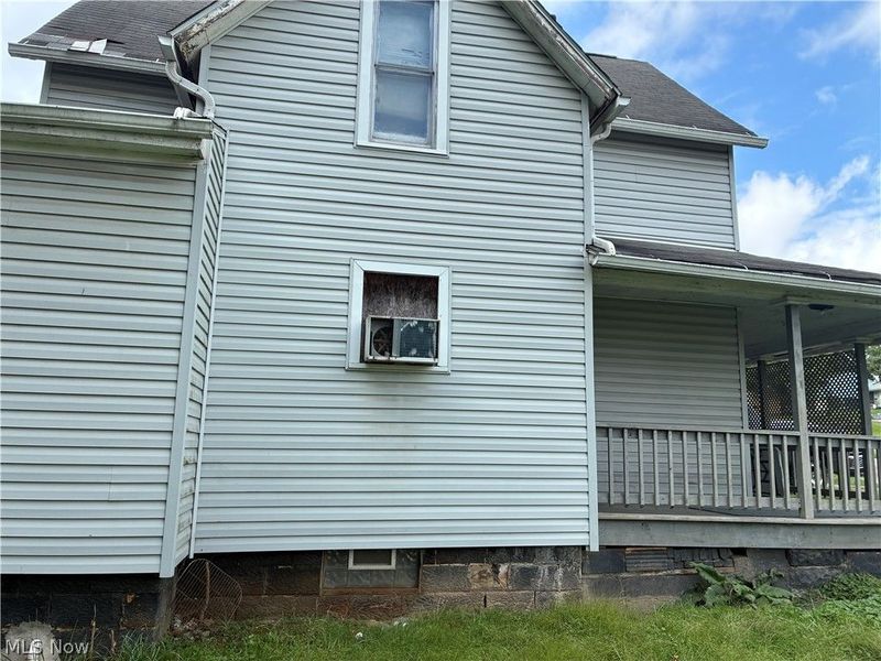 1608 Glendale Place NE, Canton, OH 44705 Photo 2