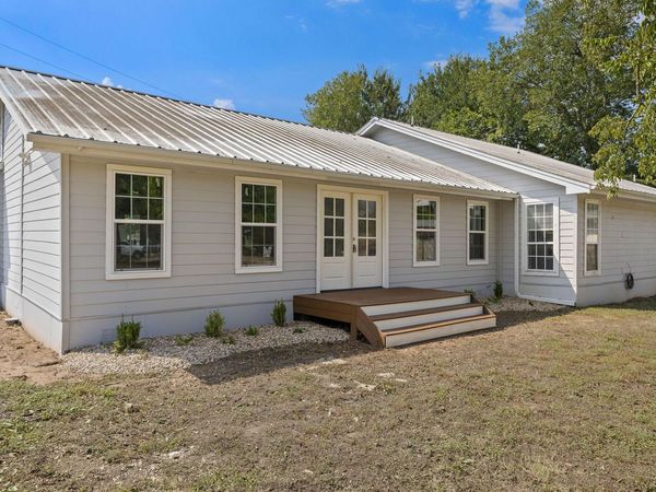 205 E Myrtle LN, Liberty Hill, TX 78642