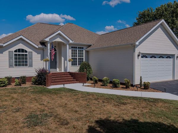 2169 Iris Ln , Rickman, TN 38580