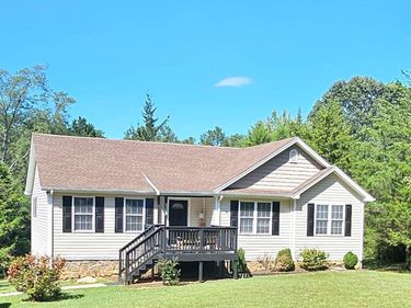 2864 Glenwood Drive, Bedford, VA 24523