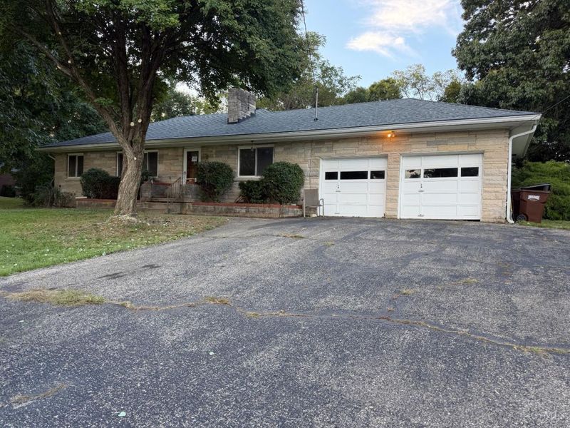 1585 Northview Circle, Fairfield, OH 45014 Photo 1