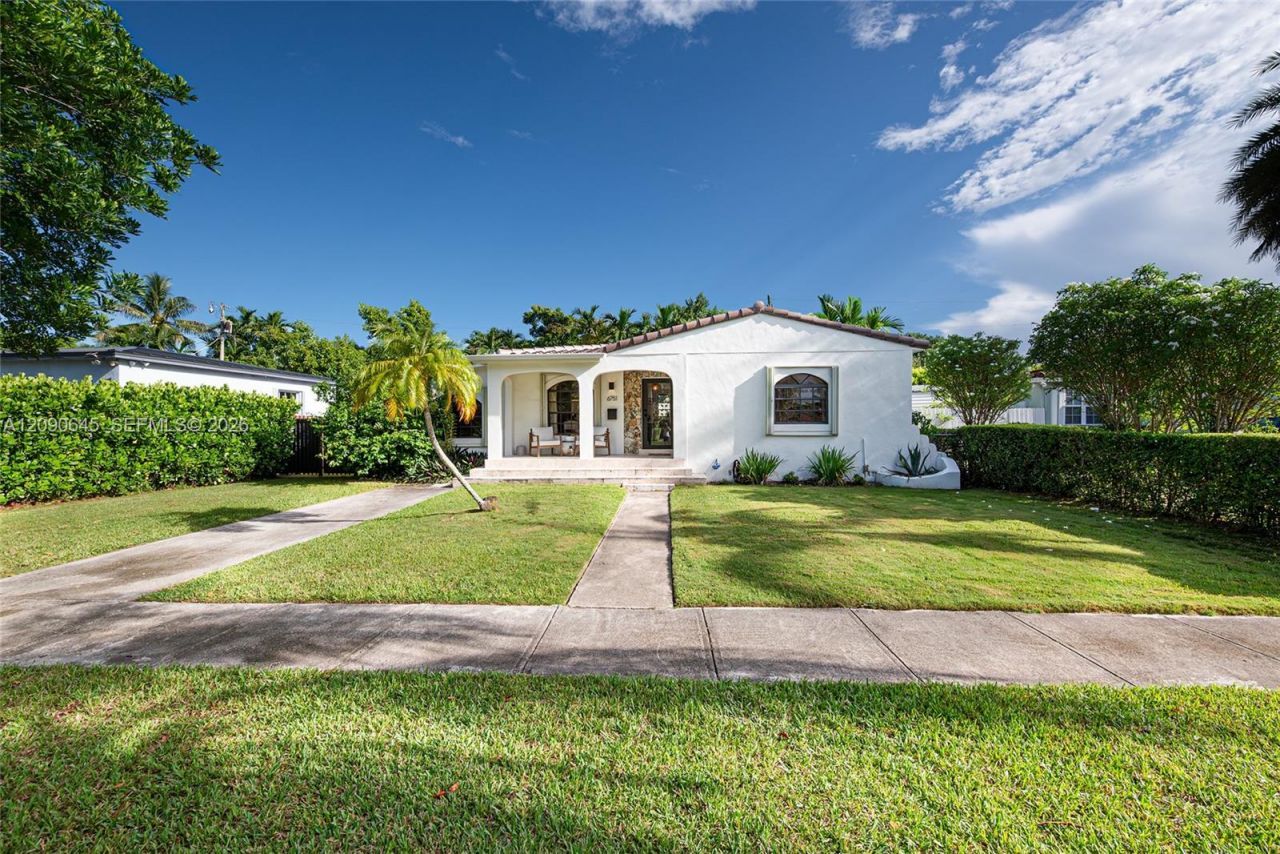 6751 SW 30th St, Miami, FL 33155 Photo