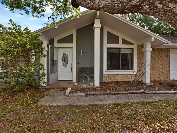 700 SUNBURY DRIVE , WINTER SPRINGS, FL 32708