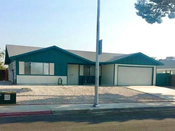 7120 Pinedale Avenue, Las Vegas, NV 89145