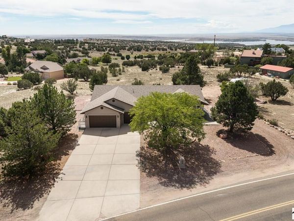 48 W Linden Ave, Pueblo West, CO 81007
