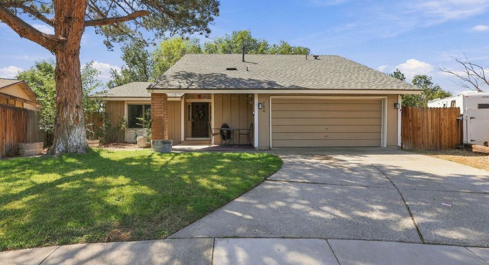 704 Glen Meadow Drive, Sparks, NV 89434 Photo