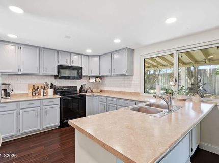 704 Glen Meadow Drive, Sparks, NV 89434 Photo