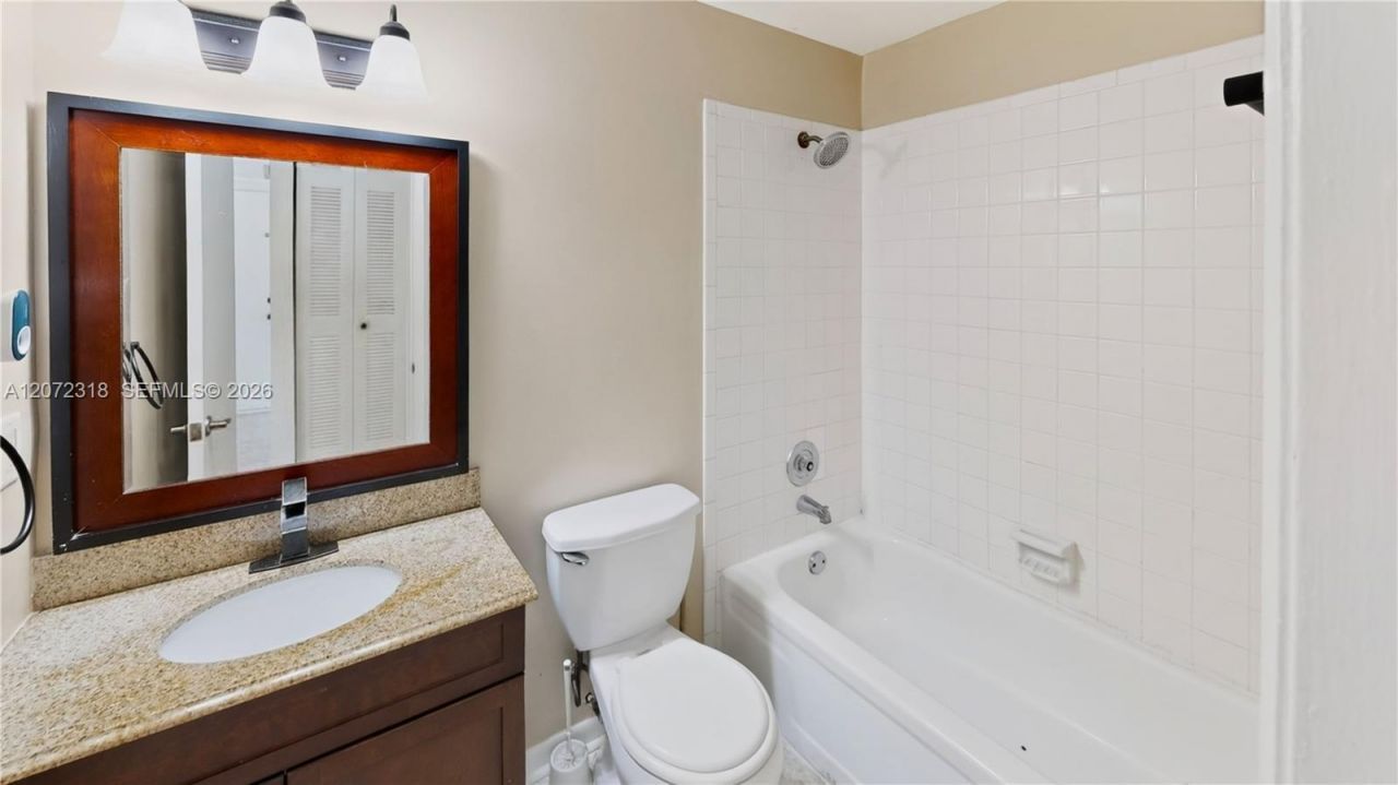 7670 SW 152nd Ave , Unit 206, Miami, FL 33193 Photo